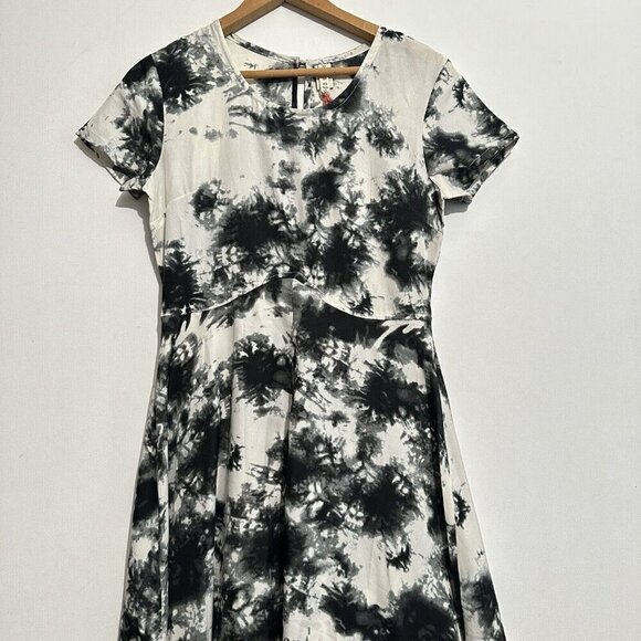 RAGA White Black Boho Tie Dye A Line Midi Dress Size XS Hippie Satin Lightweight - Picture 4 of 8